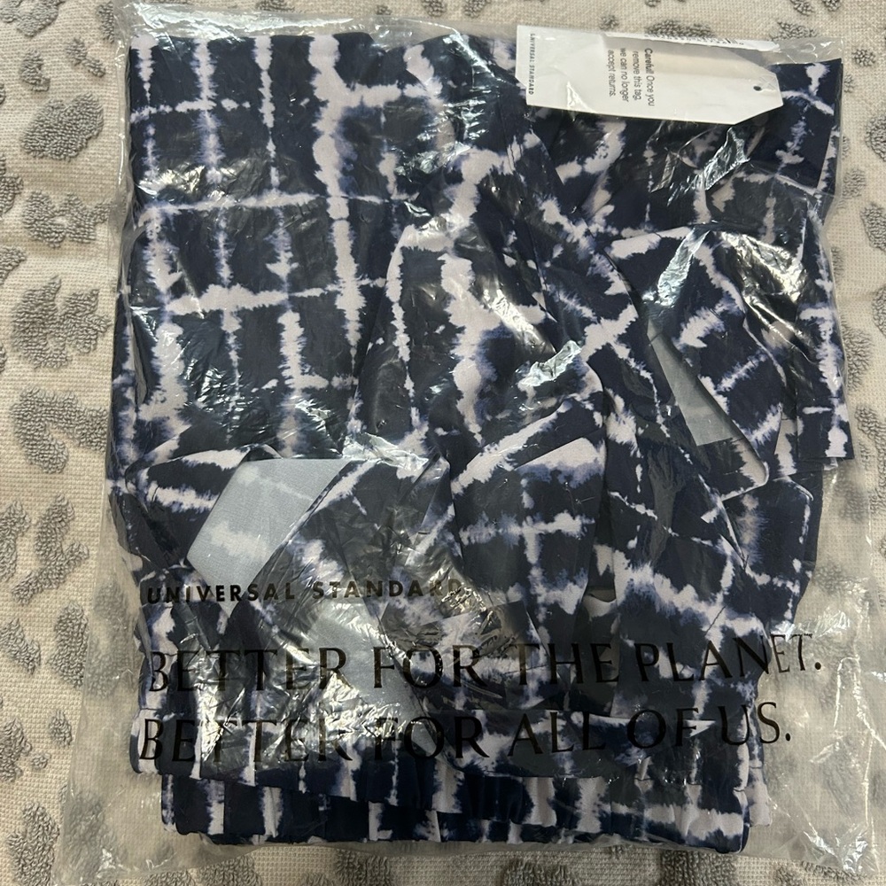 Universal Standard Blue and White Swim shorts NWT US size Large (women’s 22-24) - Picture 6 of 9